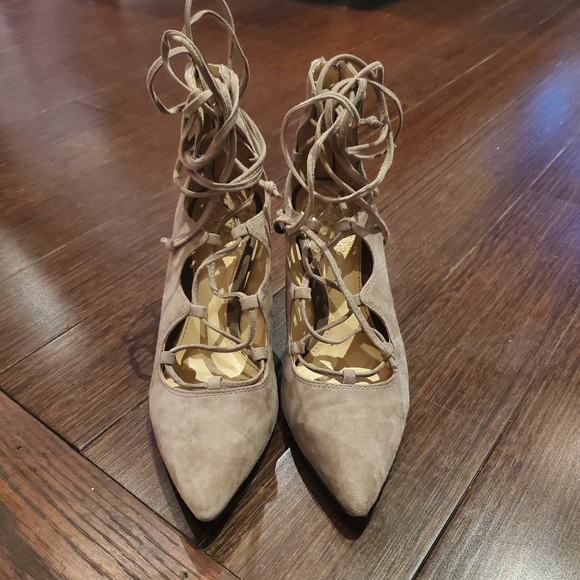 Vince Camuto Lace-up Heels - Picture 3 of 8